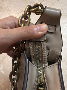 charles and keith Chunky Chain Detail Handbag