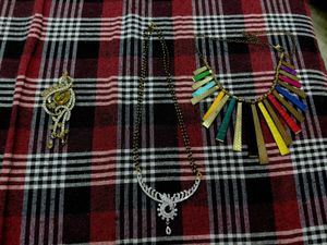 Elegant Jewelry Set for Sale