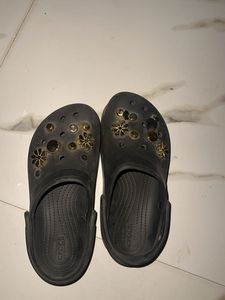 crocs for girls 👌