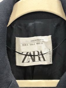 Zara Cropped black Jacket