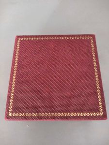 Senco Gold &amp; Diamonds Ear Ring Box