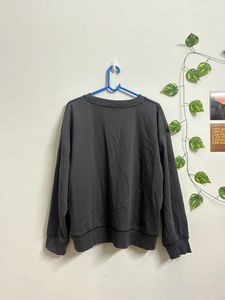 H&amp;M NEWYORK Sweatshirt/ Size: L