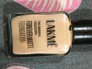 Lakme Forever Matte Foundation