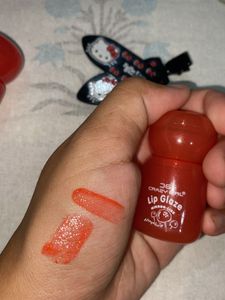 combo of two gloss and hello kitty makeup c