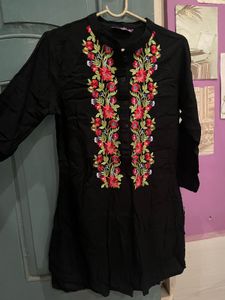 Black libas Embroidered Kurta, XS