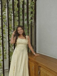 Stylish Yellow Summer Dress🥂