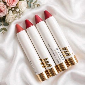 Pack of 4 MYGLAMM Perfect Curves Lip Crayons Set