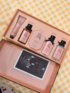 Kimirica Love Story Set brand new