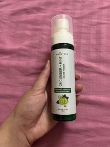 Naturals Cucumber + Mint Glow Toner