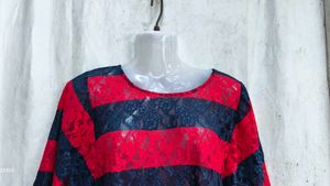 Red &amp; Navy Striped Lace Top