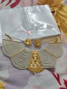 Elegant Pearl Jewellery Set