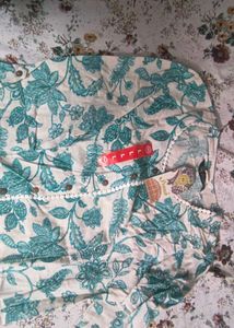 Beautiful Floral Print Kurta