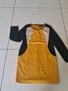 Chic Colorblock Long Sleeve Dress