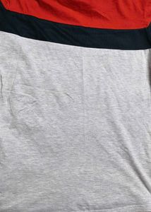 Cedarwood State Men Grey Red Regular Fit Tshirt
