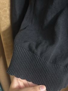 Chic Navy Blue Cable Knit Sweater
