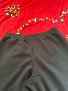 Stylish Black Wide-Leg Pants