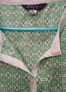 Women's White &amp; Green printed Kurta