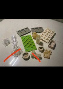Silicone Molds (Set of 4)