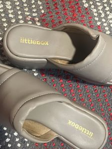 LITTLEBOX NEW Vintage Vibe City Girl Mocha