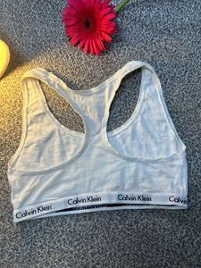 Calvin Klein Bra with penty set