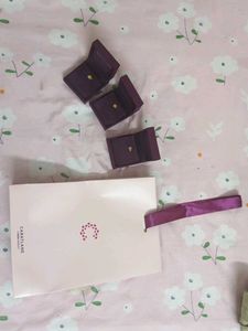 caratlane new box with beg