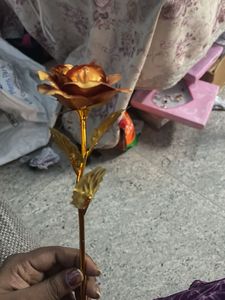 Gold Rose - Elegant Decor Piece