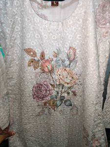 Elegant Floral Print Kurta