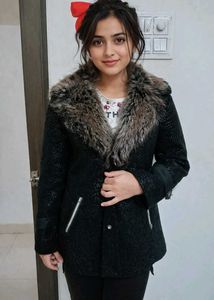 Stylish Black Fur Collar Jacket