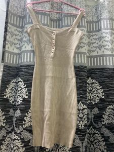 Elegant Ribbed Knit Midi Dress