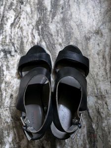 Chic Black Strappy Wedge Sandals