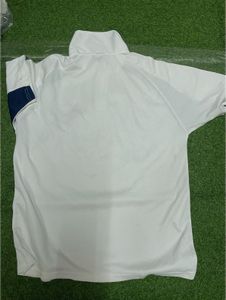 Reebok White &amp; Navy T-Shirt