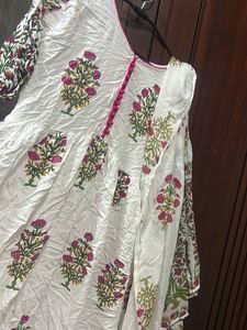 White Floral Print Kurta with Dupatta