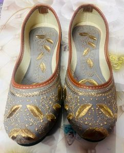 New Womane Juti Size 4/37