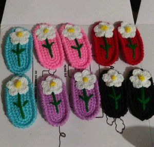 Handmade Crochet hair clips (set of 5)