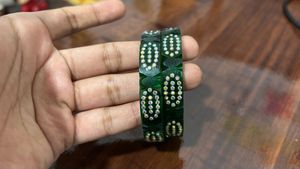 Stunning Emerald Green Bangles with Rhinestones