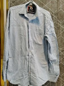 Men's Light Blue Button-Down Shirt