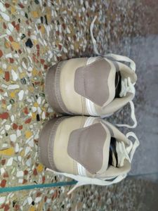 New Stylish Casual Sneakers