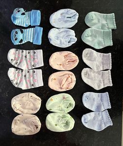 Baby Socks & mittens Bundle