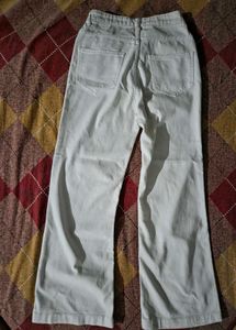White bootcut Jeans