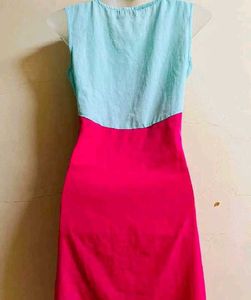 Stylish Sleeveless  midi dress