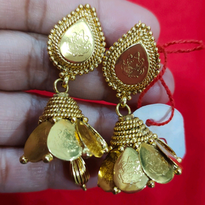 gold polish earing
