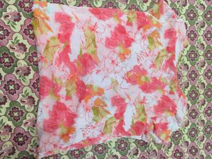 Floral Print Top - Great for Summer!
