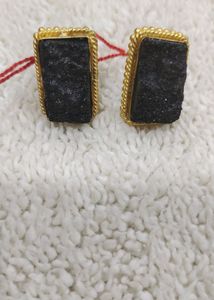 Carbon Stone Studs