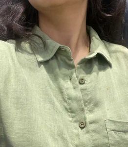 Casual relaxed fit shirt