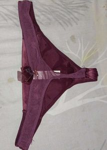 Elegant Thong with Sequins and Bow Detail