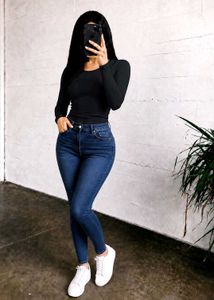 Skinny Fit Black T-shirt