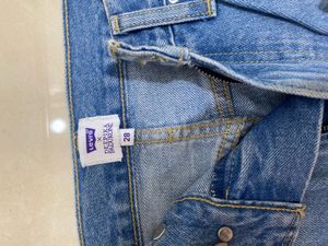 levis jeans- used thrice