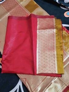 Elegant Silk Saree with Vibrant Motifs