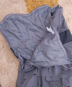 H&amp;M Chic Strapless Ruffle Dress