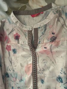 Beautiful Floral Print Kurta